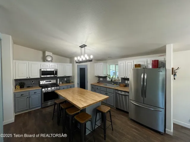 $619,000 | 350 Worton Lane, Auburn, WY 83111