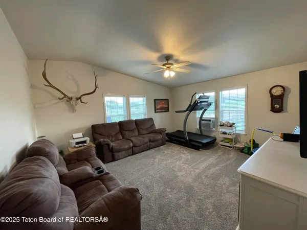 $619,000 | 350 Worton Lane, Auburn, WY 83111