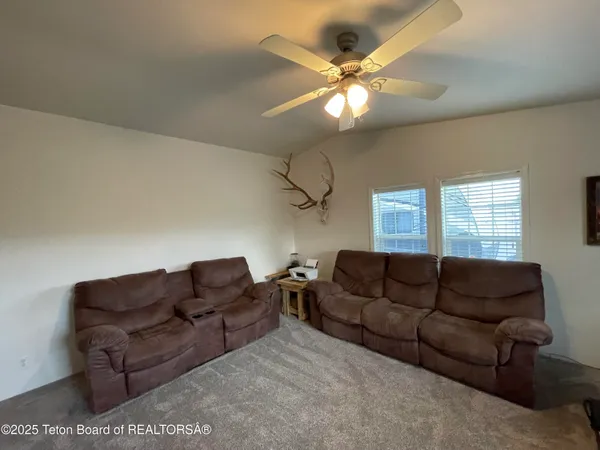 $619,000 | 350 Worton Lane, Auburn, WY 83111