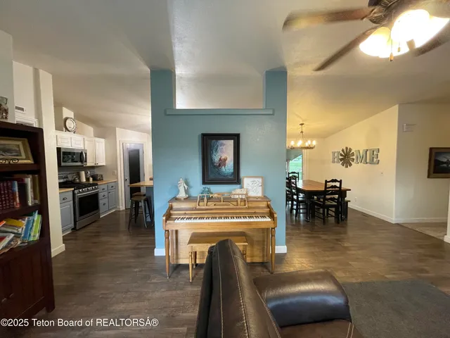 $619,000 | 350 Worton Lane, Auburn, WY 83111