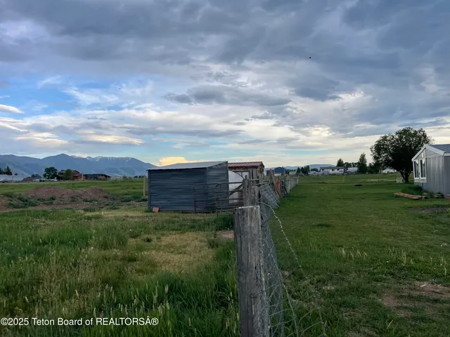 $619,000 | 350 Worton Lane, Auburn, WY 83111