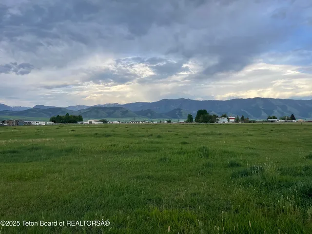 $619,000 | 350 Worton Lane, Auburn, WY 83111