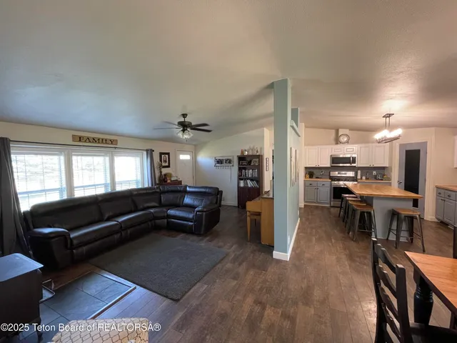 $619,000 | 350 Worton Lane, Auburn, WY 83111