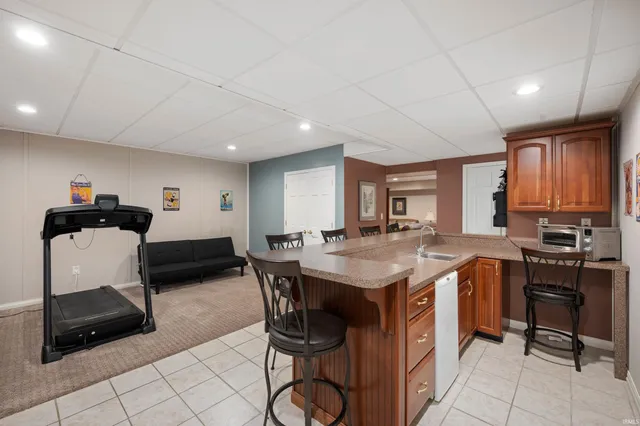 $525,000 | 281 Creekside Court, Hartford City, IN 47348