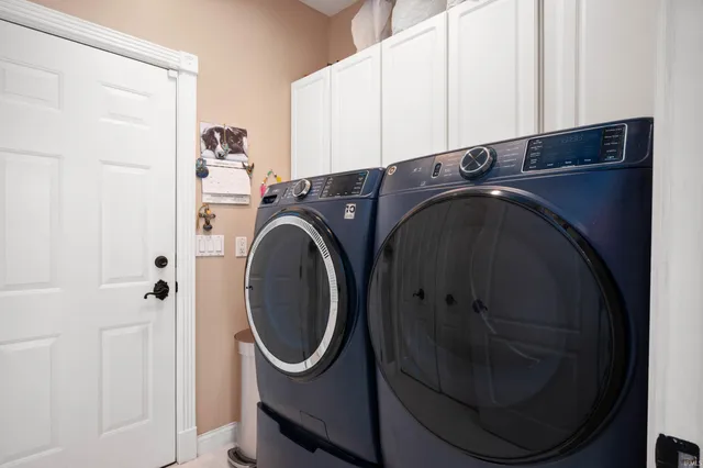 $525,000 | 281 Creekside Court, Hartford City, IN 47348