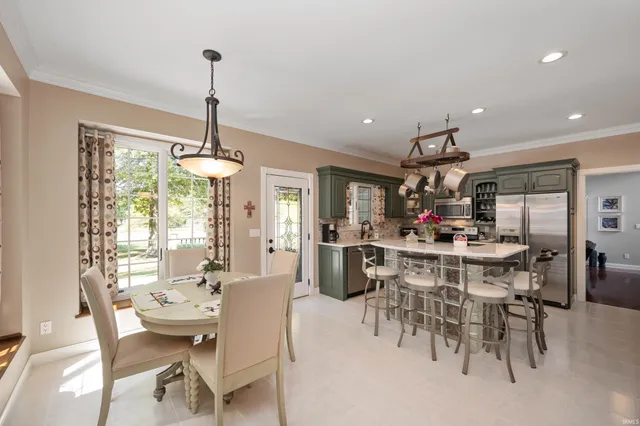 $525,000 | 281 Creekside Court, Hartford City, IN 47348