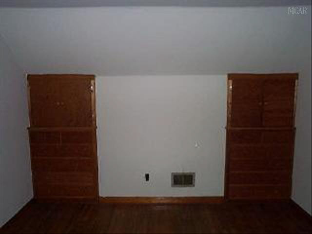 7875 Summerfield Road Lambertville, MI 48144 - Photo 9 of 14 20005910-8.JPG