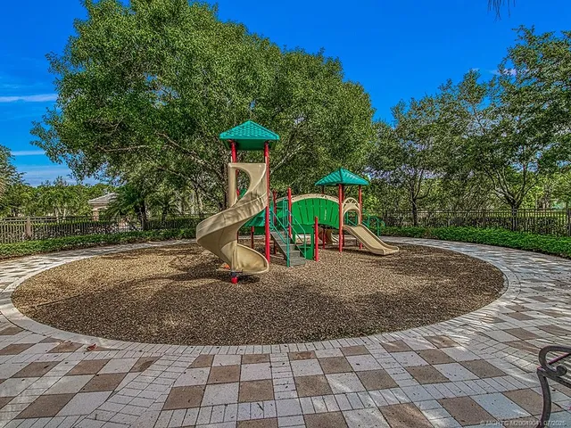 $1,425,000 | 5276 Southwest Star Apple Street, Palm City, FL 34990