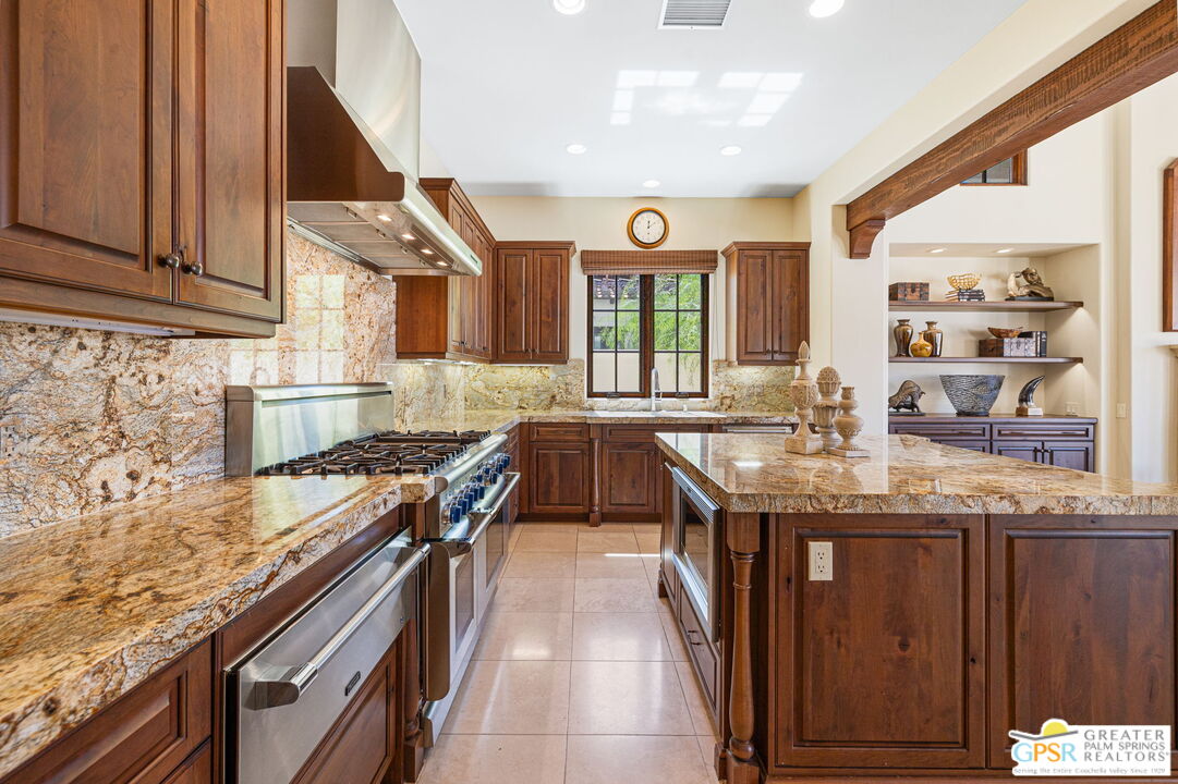 25 Santa Rosa Mountain Lane Rancho Mirage, CA 92270 - Photo 17 of 56 Gallery Image 17