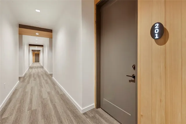 $2,550 | 1501 East 4th Street, Unit 201, Austin, TX 78702