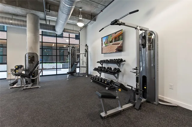 $2,550 | 1501 East 4th Street, Unit 201, Austin, TX 78702