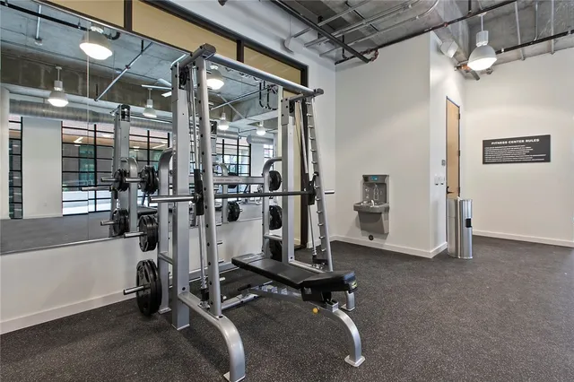 $2,550 | 1501 East 4th Street, Unit 201, Austin, TX 78702