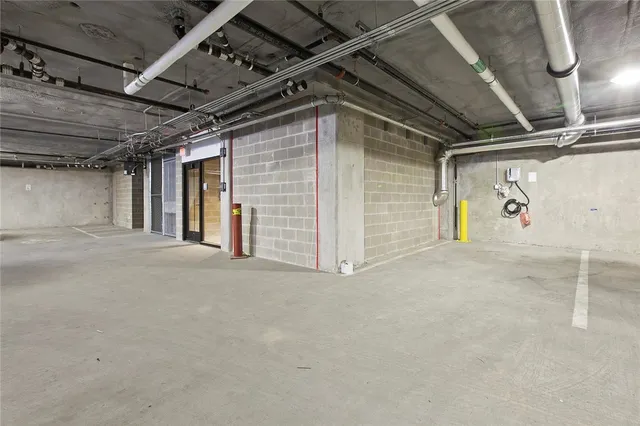 $2,550 | 1501 East 4th Street, Unit 201, Austin, TX 78702