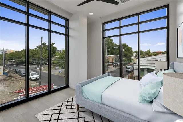 $2,550 | 1501 East 4th Street, Unit 201, Austin, TX 78702