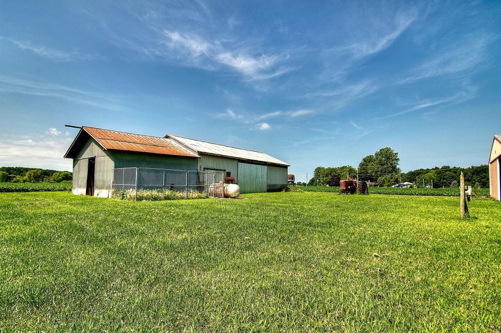 10317 Hodge Road Clayton, IN 46118 - Photo 18 of 21 Gallery Image 18