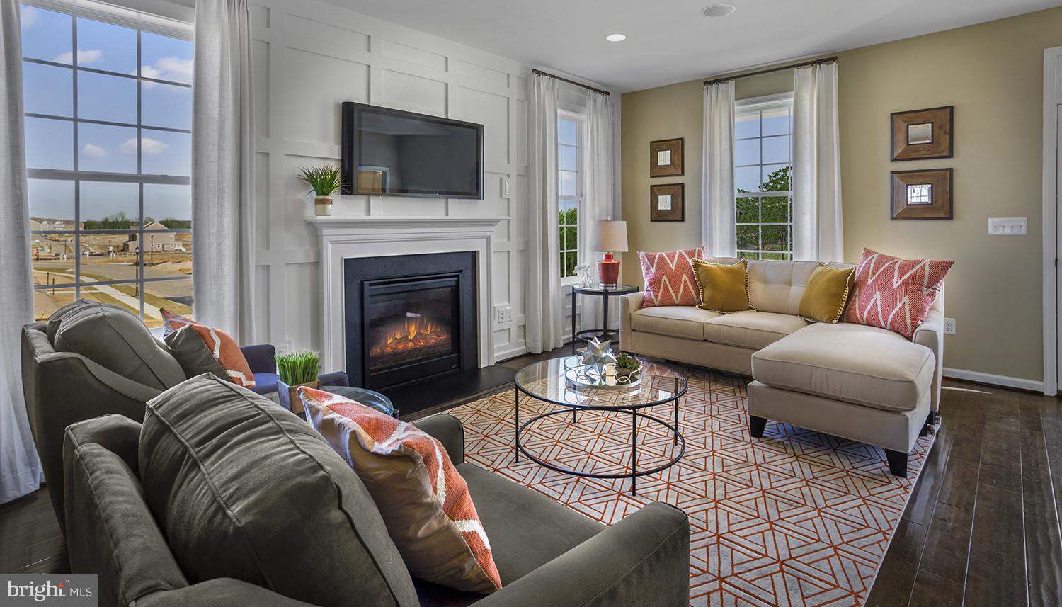 203 Spring Bank Avenue Frederick, MD 21701 - Photo 7 of 16 Family Room *Photo Similar Construction*