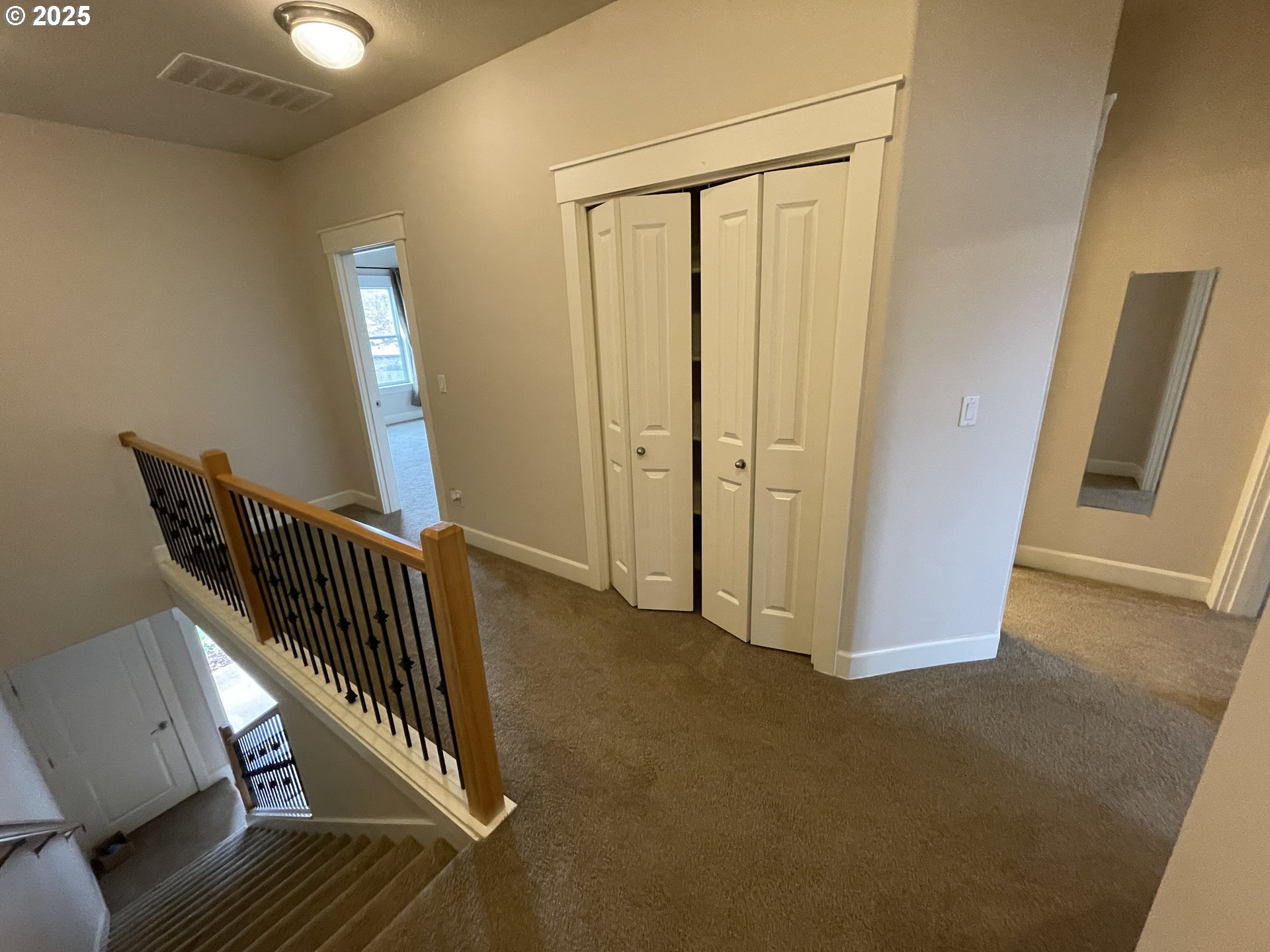 211 Silver Street, Unit 2H Silverton, OR 97381 - Photo 14 of 31