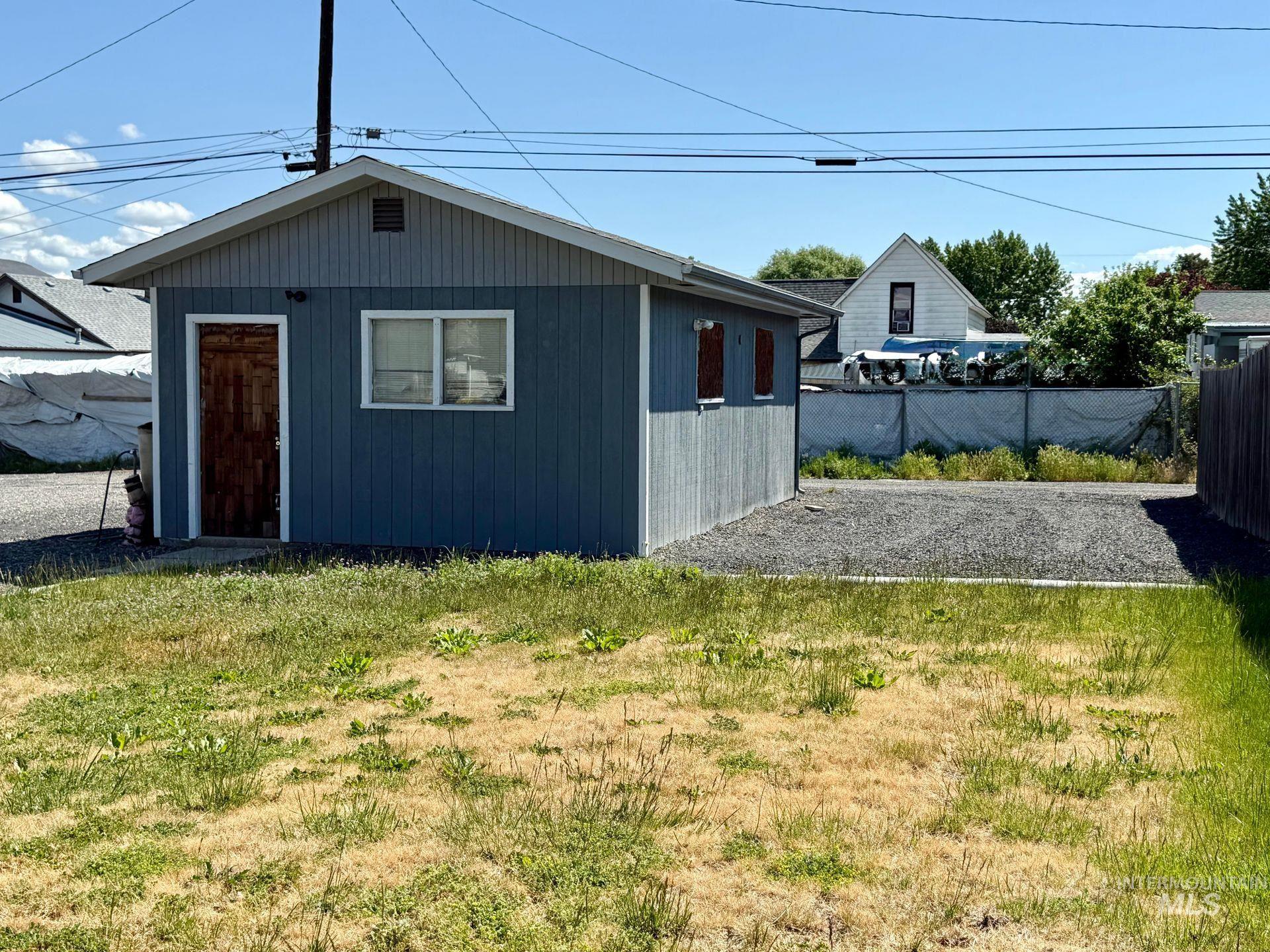 517 12th Street Clarkston, WA 99403 - Photo 14 of 16 View of outdoor structure