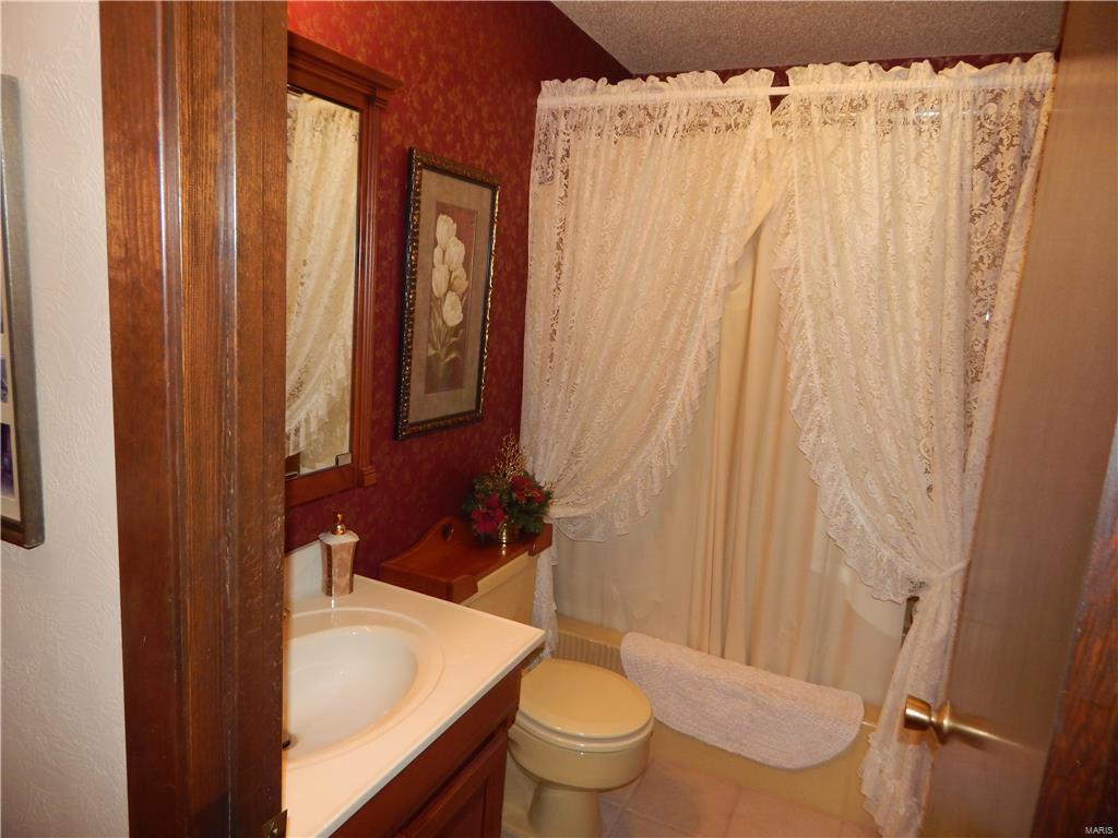 7462 Pautler Road Walsh, IL 62297 - Photo 20 of 55