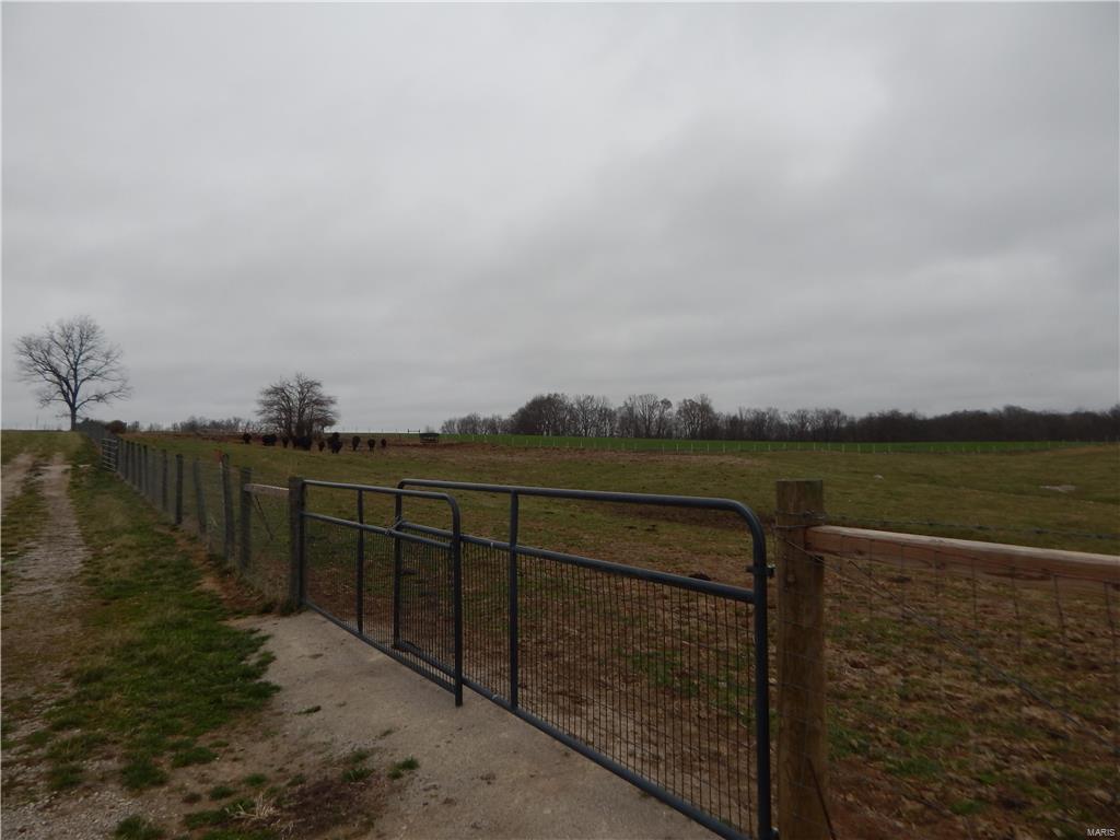 7462 Pautler Road Walsh, IL 62297 - Photo 23 of 55