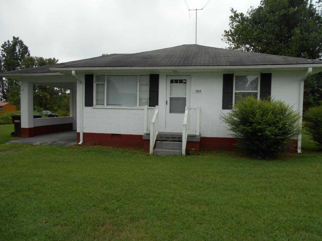 2723 Green Level Church Road Burlington, NC 27217 - Photo 2 of 9 Gallery Image 2