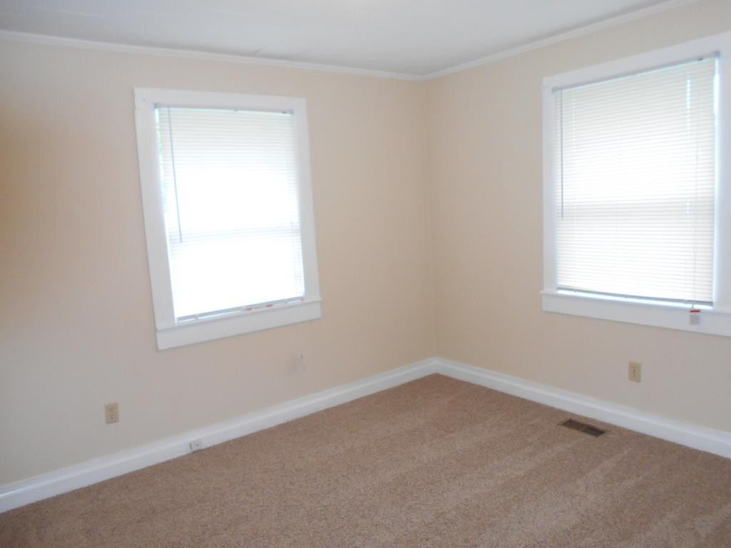 2723 Green Level Church Road Burlington, NC 27217 - Photo 5 of 9 Gallery Image 5