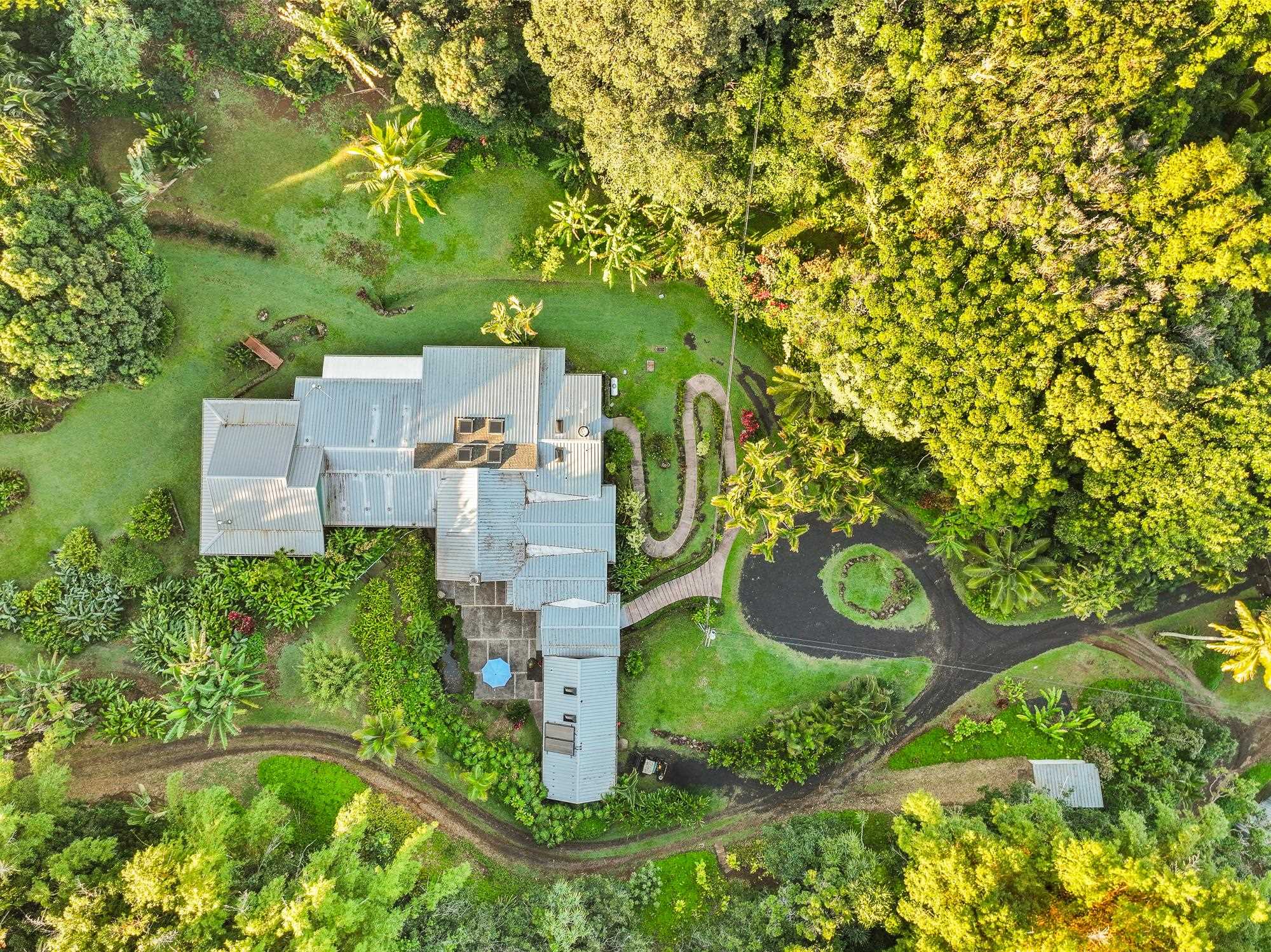 1055 Kaupakalua Road Haiku, HI 96708 - Photo 14 of 46