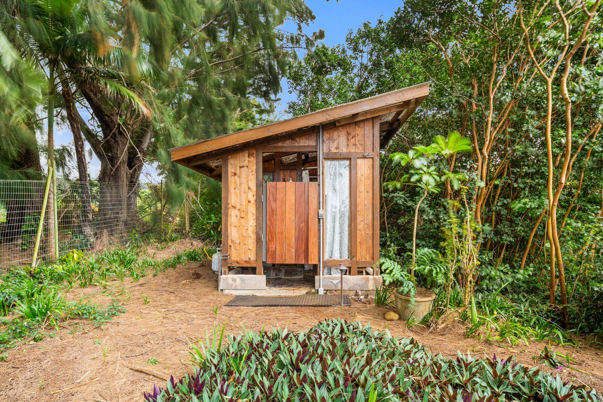 1055 Kaupakalua Road Haiku, HI 96708 - Photo 15 of 46