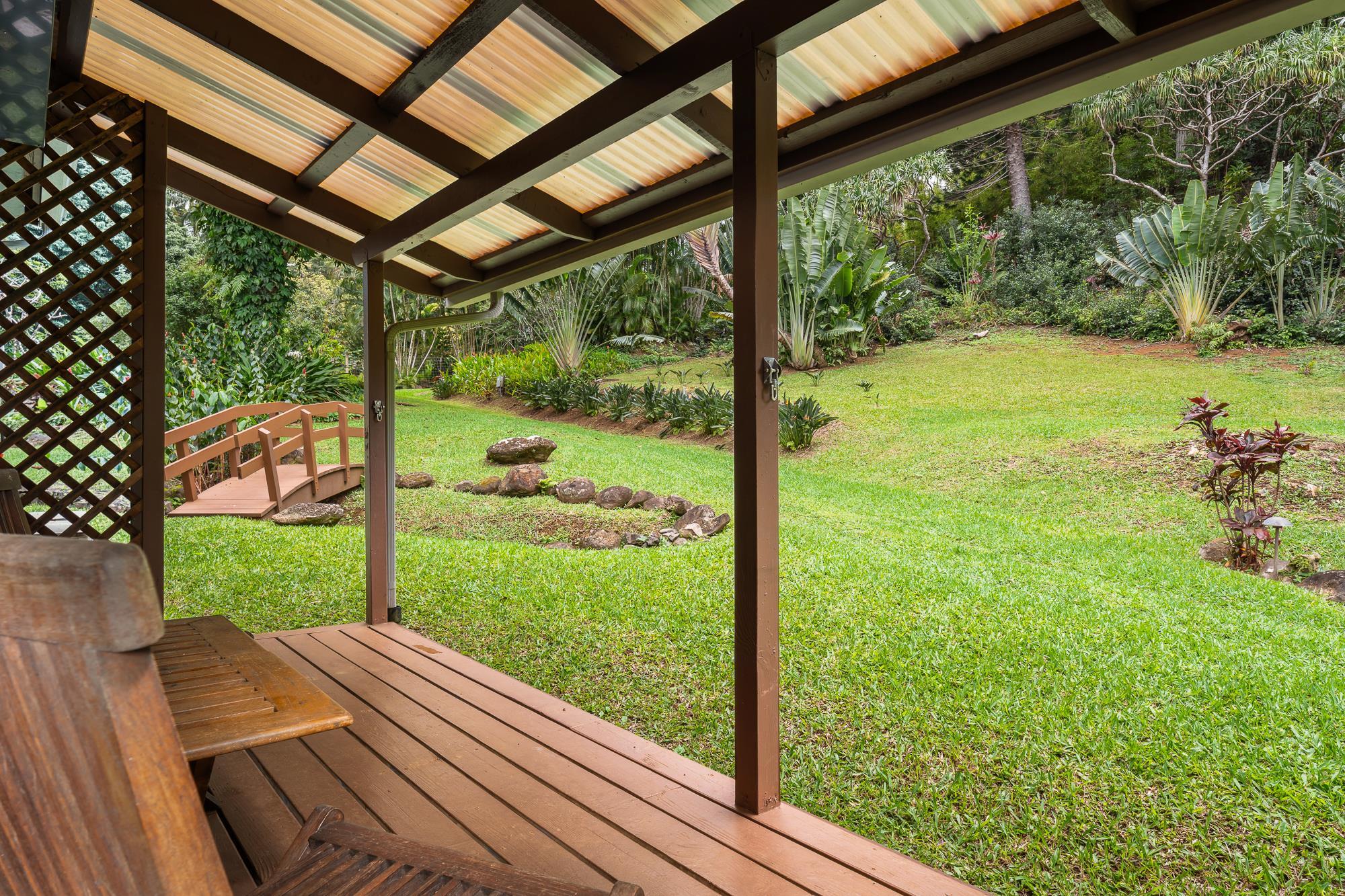 1055 Kaupakalua Road Haiku, HI 96708 - Photo 36 of 46