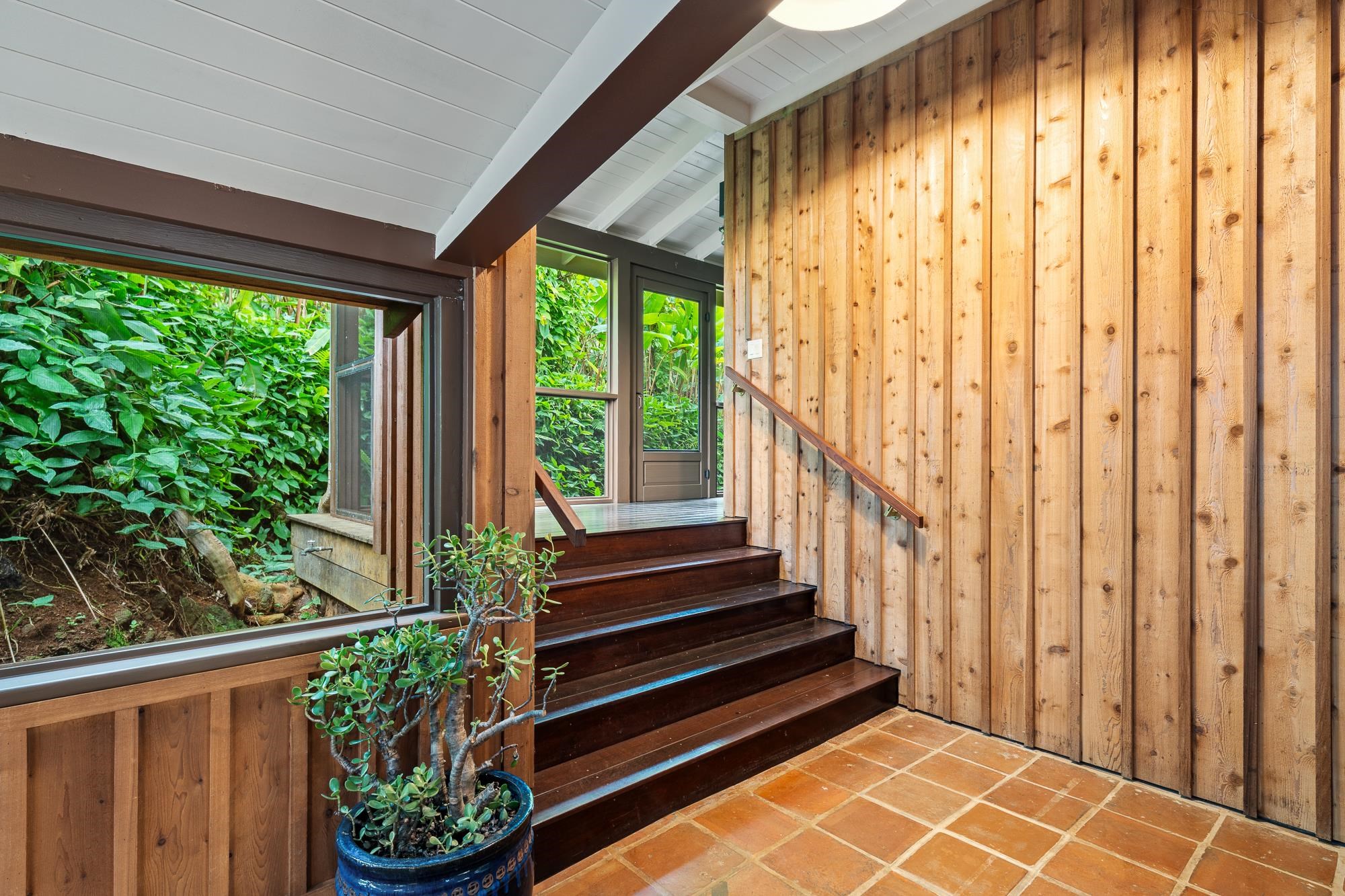 1055 Kaupakalua Road Haiku, HI 96708 - Photo 10 of 46