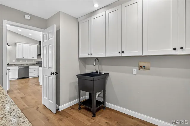 $549,000 | 6 Annie Lane, Farmington, MO 63640