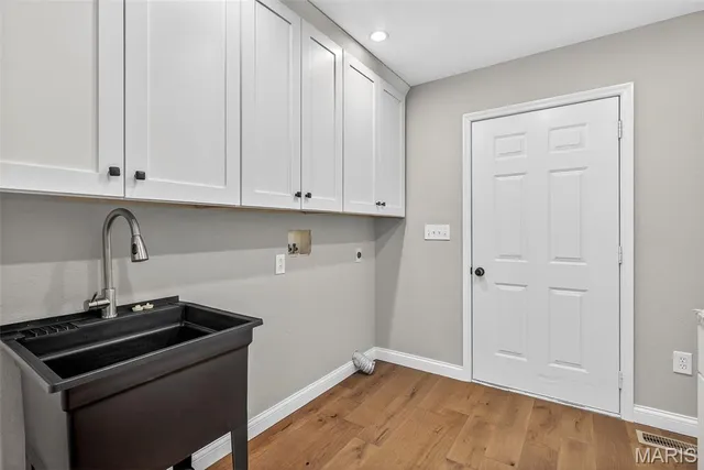 $549,000 | 6 Annie Lane, Farmington, MO 63640