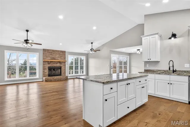 $549,000 | 6 Annie Lane, Farmington, MO 63640