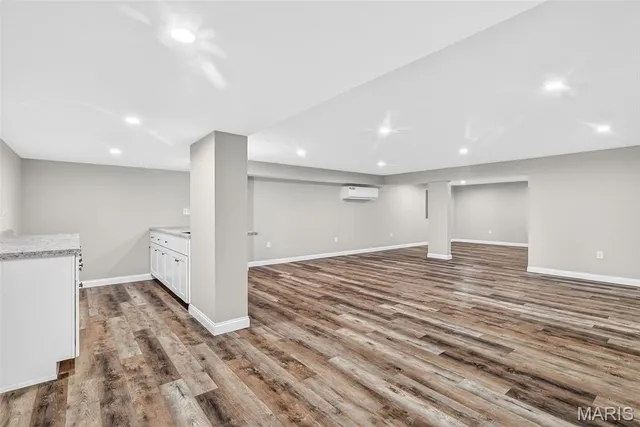 $549,000 | 6 Annie Lane, Farmington, MO 63640