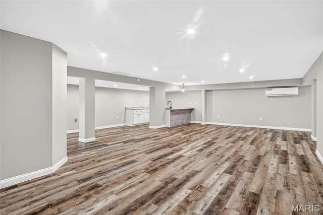 $549,000 | 6 Annie Lane, Farmington, MO 63640