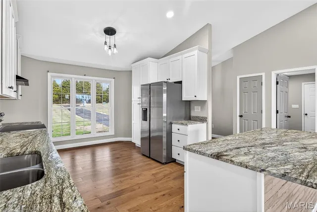 $549,000 | 6 Annie Lane, Farmington, MO 63640