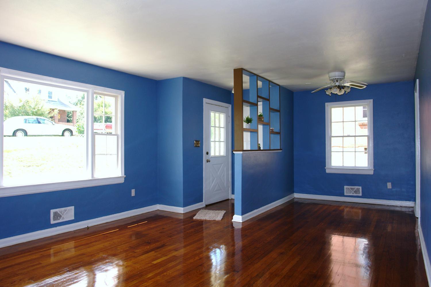 2419 Tillet Road SW Roanoke VA-large-003