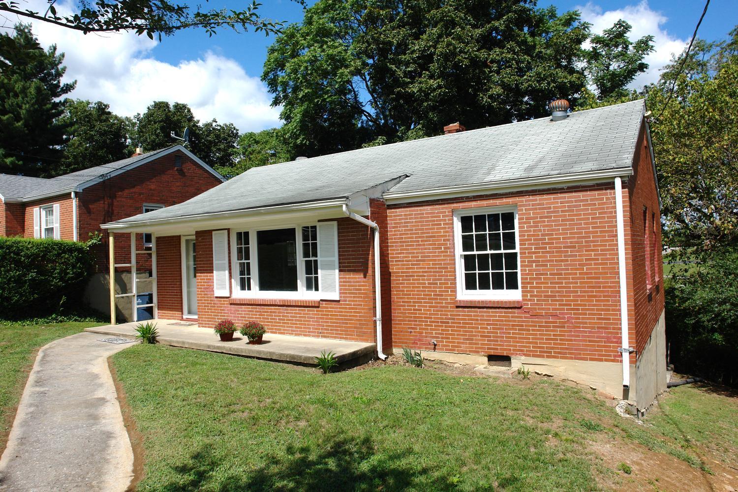 2419 Tillett Road Southwest Roanoke, VA 24015 - Photo 23 of 23 2419 Tillet Road SW Roanoke VA-large-023