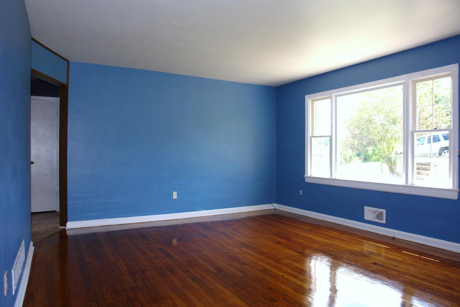 2419 Tillet Road SW Roanoke VA-large-004