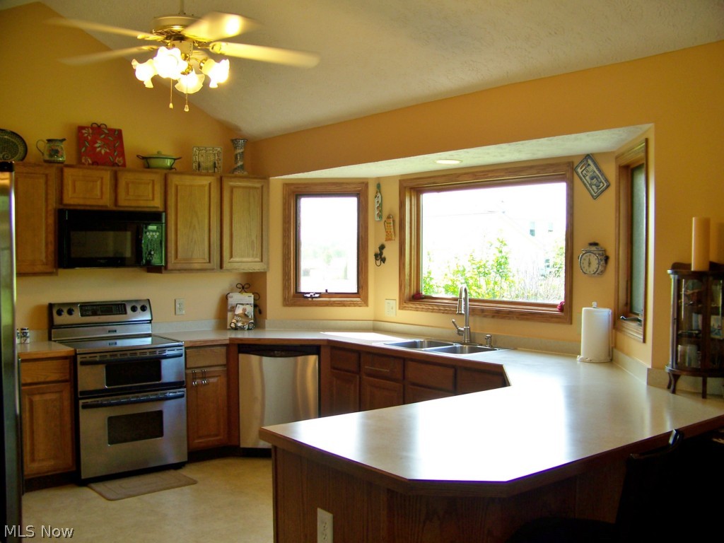 5126 Carsten Road Medina, OH 44256 - Photo 7 of 19 Gallery Image 7