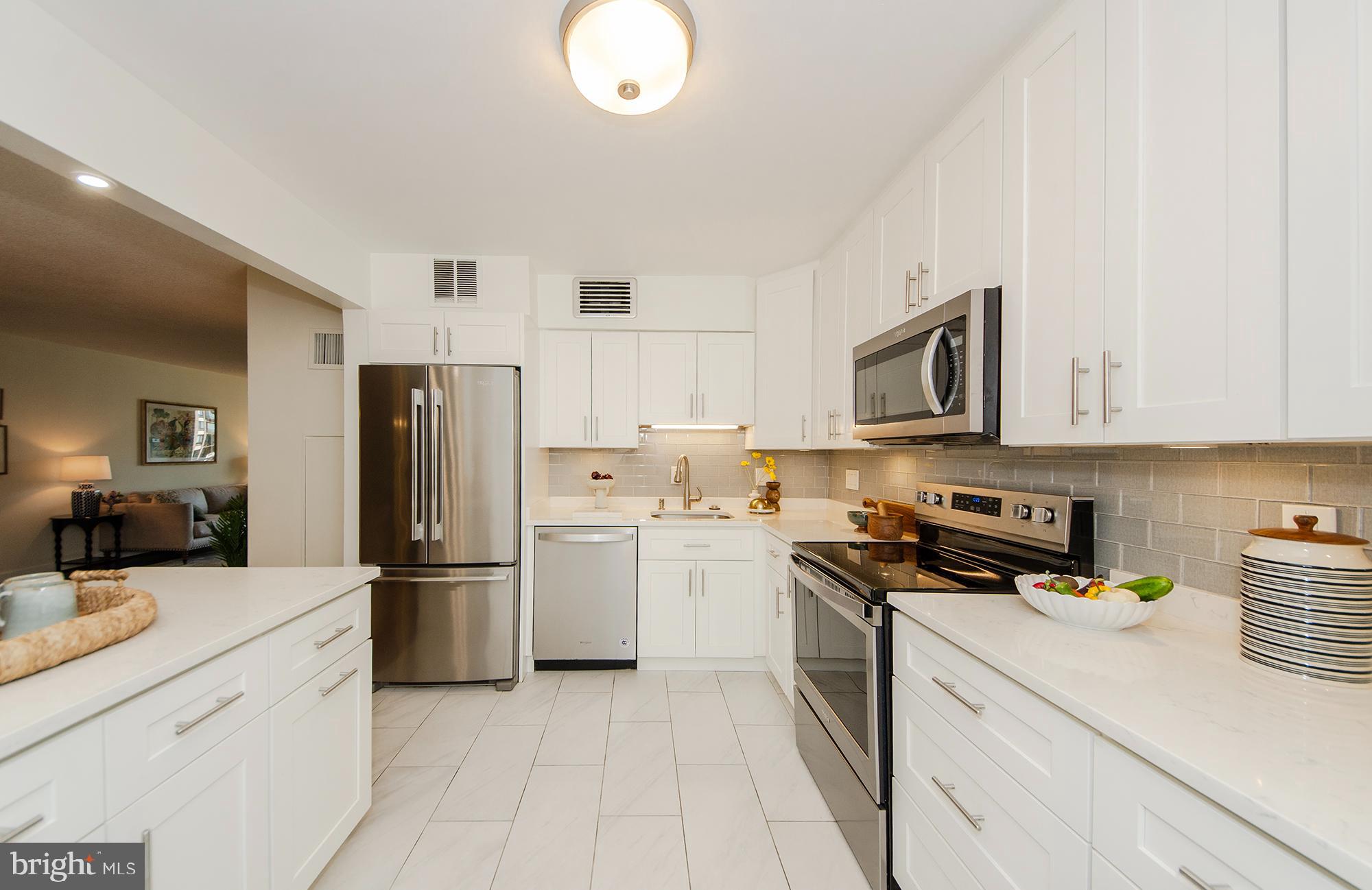 1800 Old Meadow Road, Unit 1018 McLean, VA 22102 - Photo 12 of 35