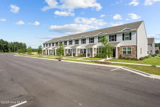 $240,990 | 1016 Bayard Wootten Way, New Bern, NC 28562