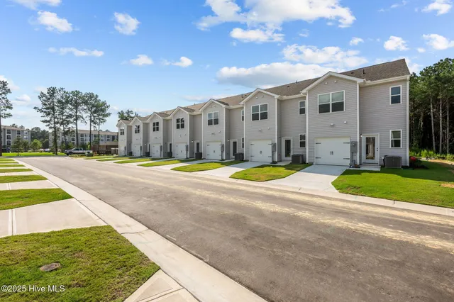 $240,990 | 1016 Bayard Wootten Way, New Bern, NC 28562