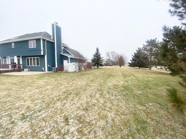 1702 Elm Street Spring Grove, IL 60081 - Photo 26 of 30 a house view with a outdoor space