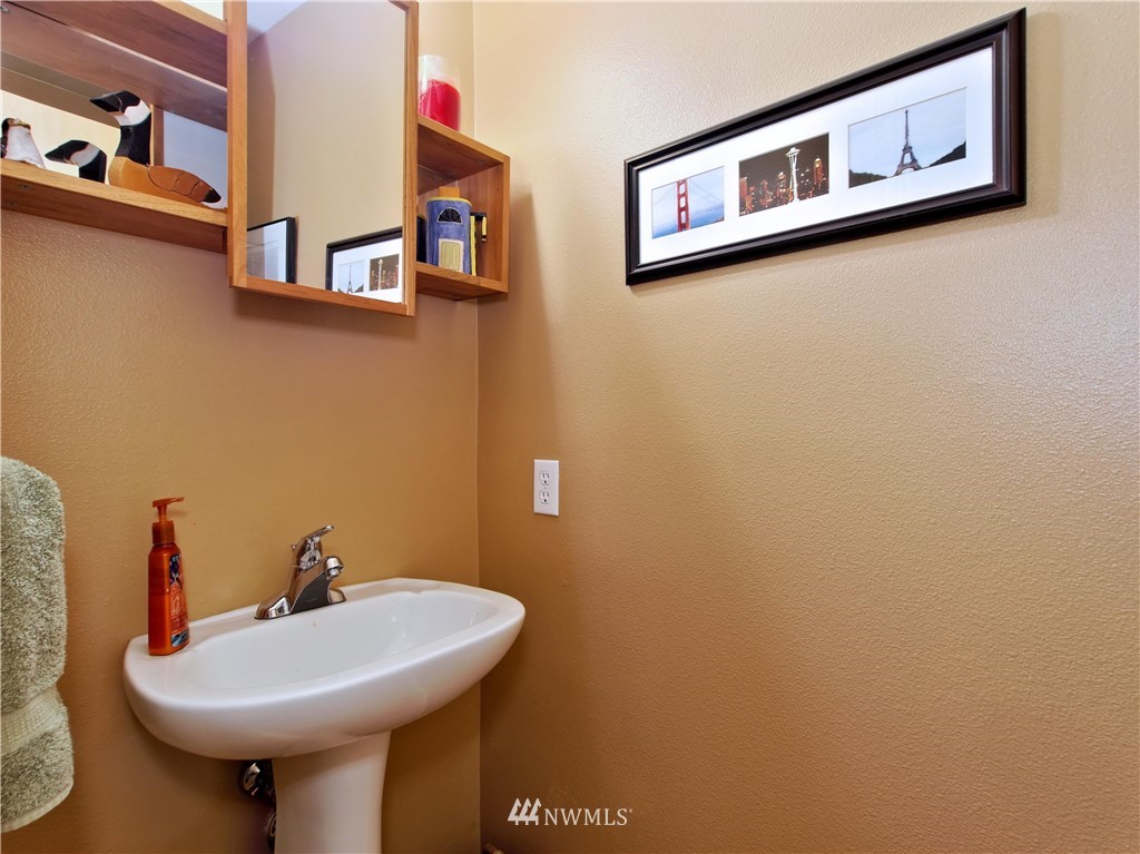 15410 146th Place Southeast Renton, WA 98058 - Photo 22 of 22 Gallery Image 22