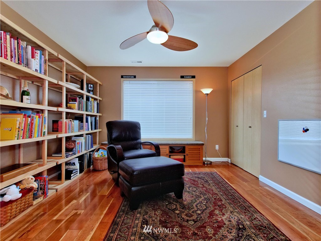 15410 146th Place Southeast Renton, WA 98058 - Photo 8 of 22 Gallery Image 8