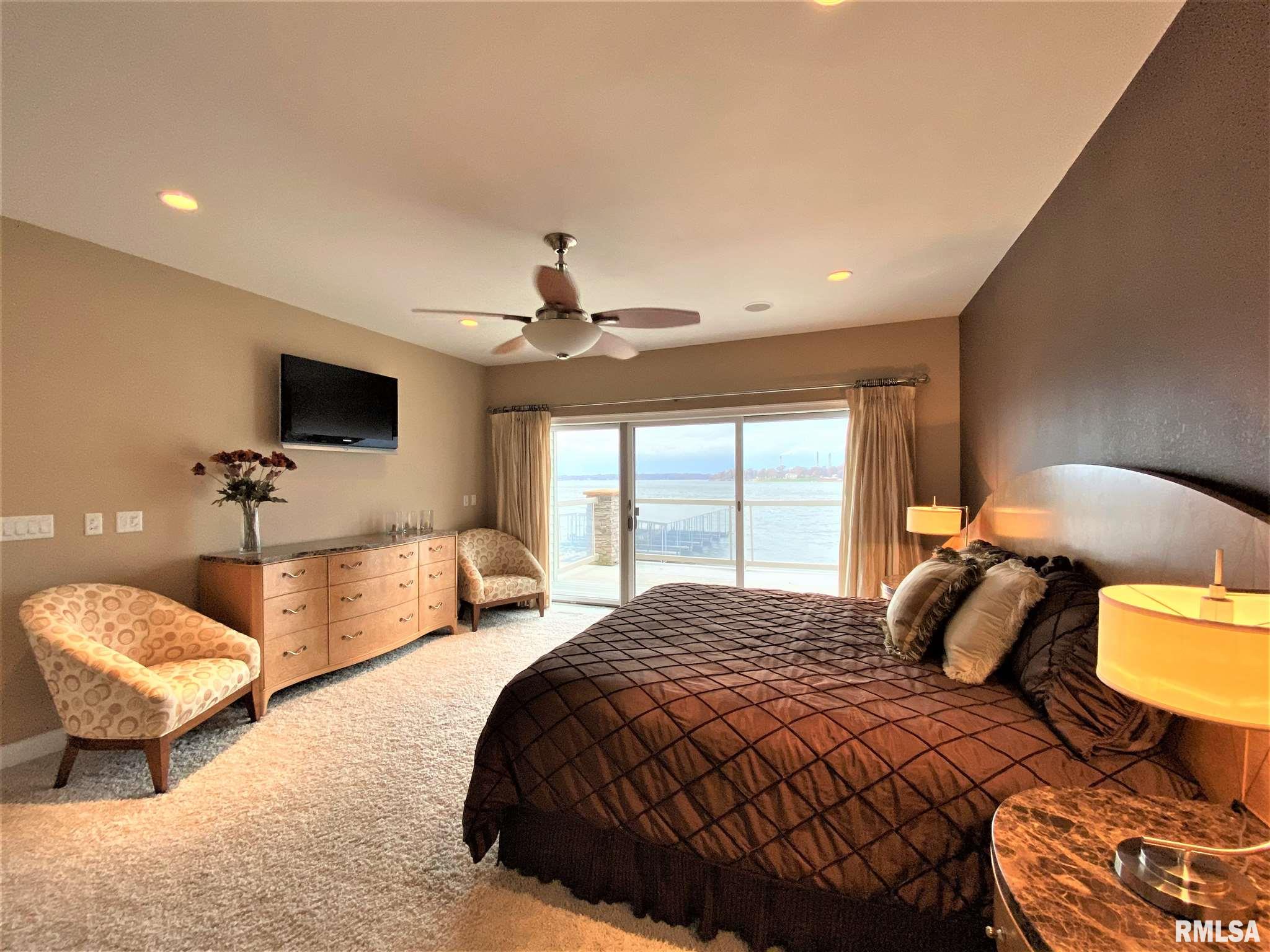 315 Harbor Point Place Springfield, IL 62712 - Photo 15 of 36 Gallery Image 15