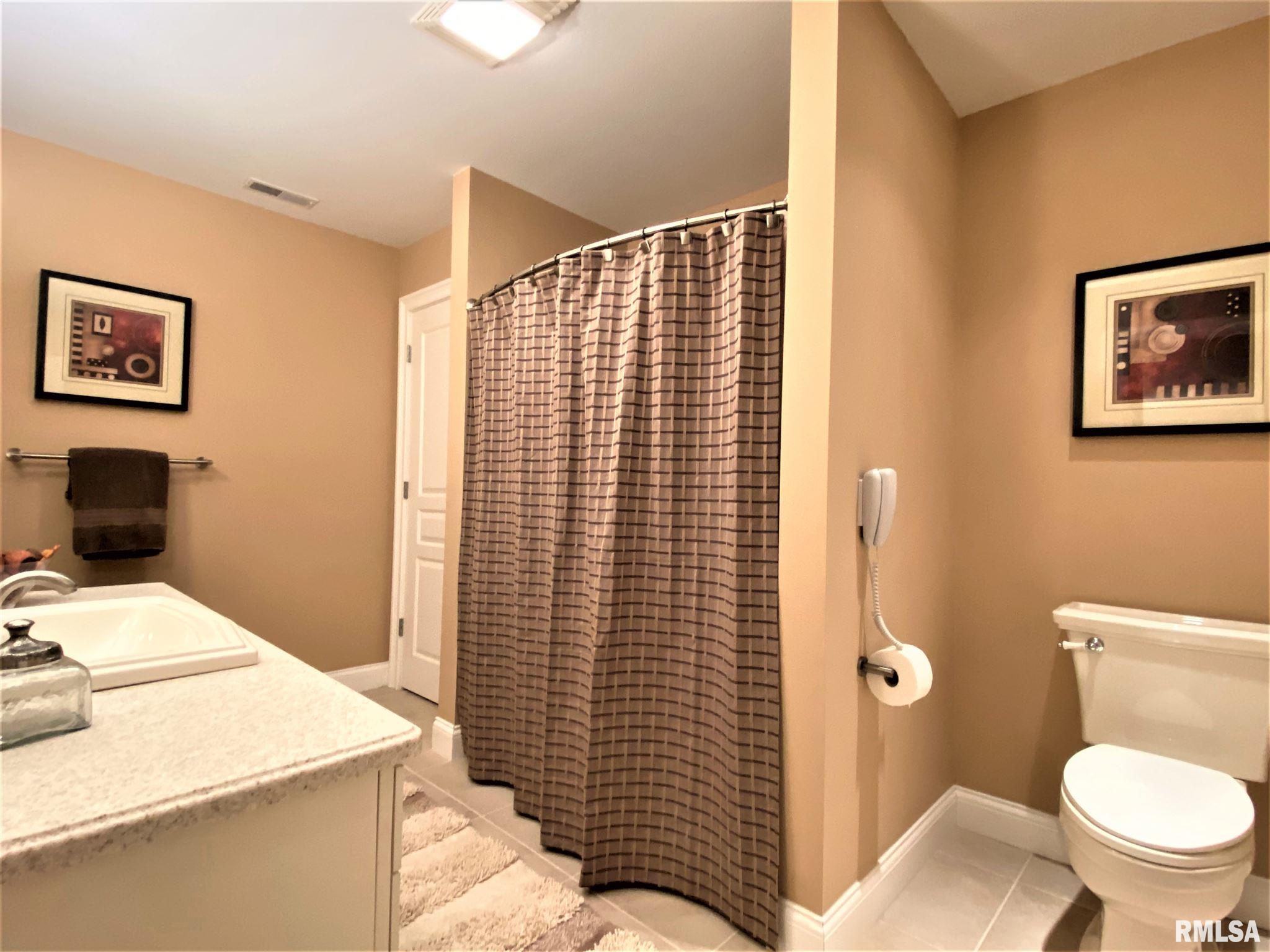315 Harbor Point Place Springfield, IL 62712 - Photo 25 of 36 Gallery Image 25