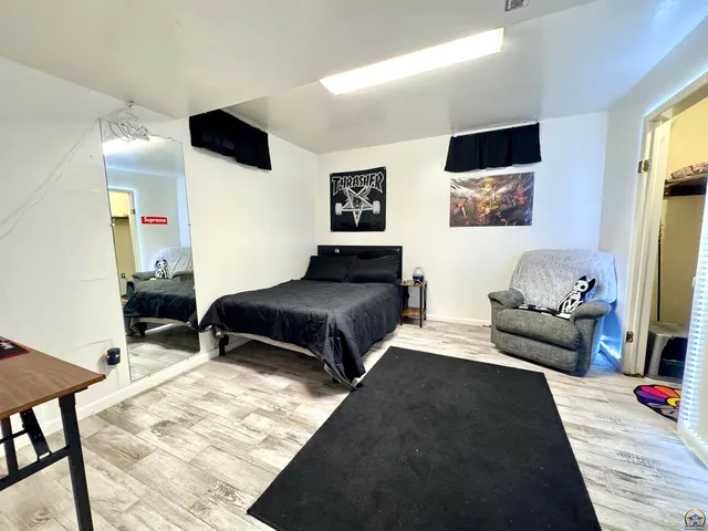 $239,500 | 907 Thompson Street, Emporia, KS 66801