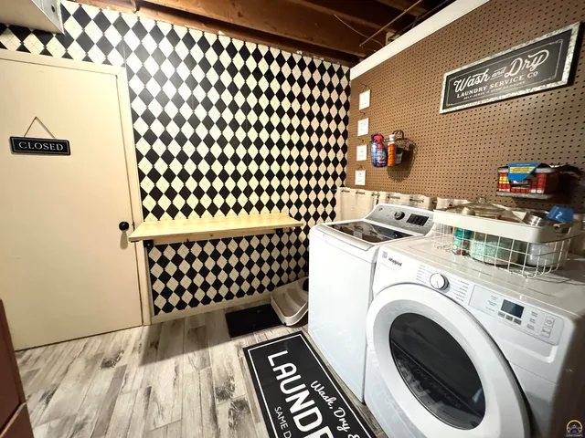 $239,500 | 907 Thompson Street, Emporia, KS 66801